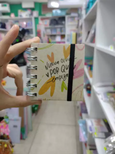 Mini Cuadernito de hojas removibles A8 Ecologico- Punto cero-Corazones