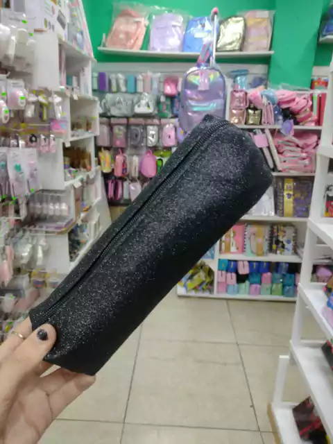 Cartuchera tubo con brillos-Negro