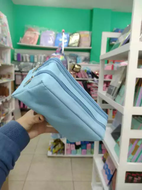 Cartuchera Doble Cierre celeste pastel