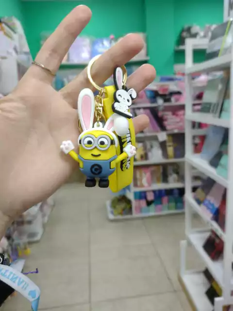 Llavero personaje Minion Stuart -Cerdito - (copia)