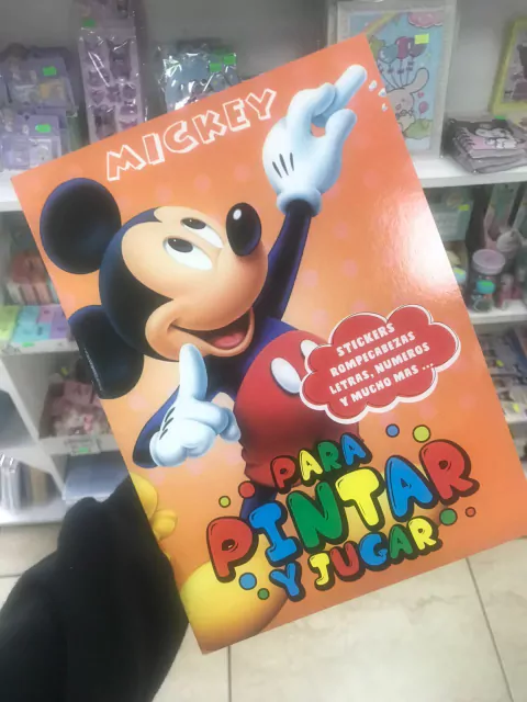 librito para colorear y jugar de mickey