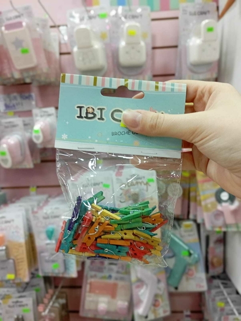 Mini Broches de Madera - Ibi Craft - Colores