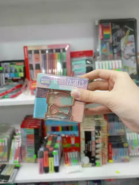 Abrocha Papeles Glitter Pastel X4 - Mooving