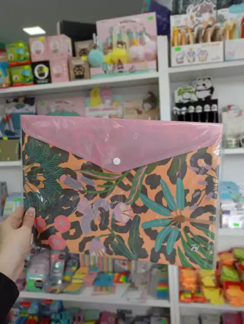 Sobre A4 con Diseño Stamping - FW