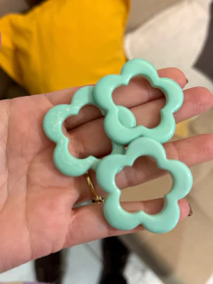 Imagen de Collar regulable PEKIA dije de flor (7 colores)