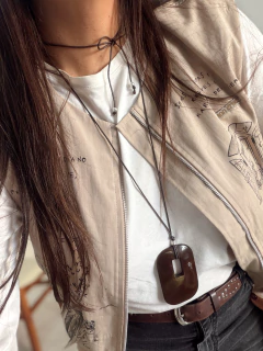 Collar regulable CONY (rectángulo marrón)
