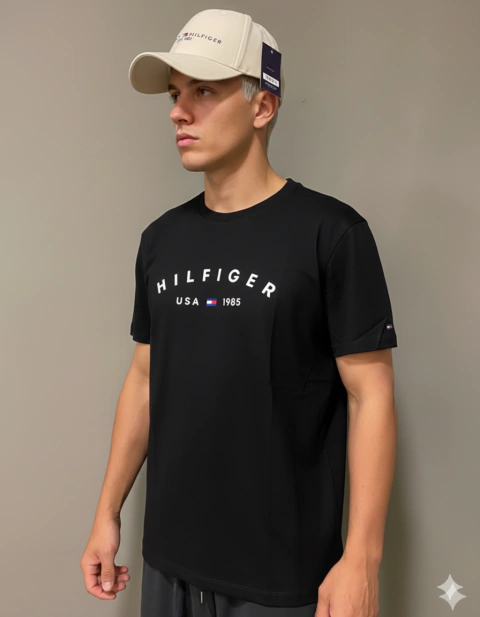 Camiseta Tommy H. USA 1985 - Preta / Branco - comprar online