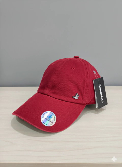 Boné Brooks Logo Metal - Vermelho - comprar online