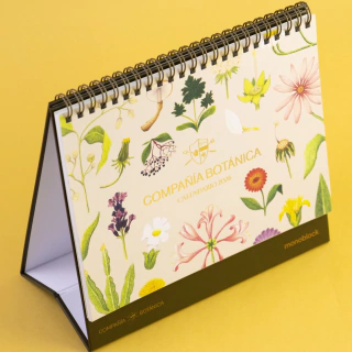 Calendario 2026 de Escritorio - Compañía Botánica