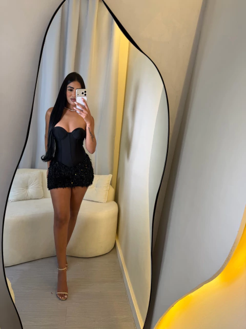 Vestido curto tomara que caia