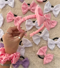 Vincha moño scrunchies rosa bebé - Talum Accesorios