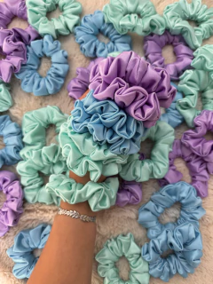 Scrunchies Pop POR MAYOR. en internet