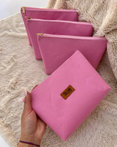 Set x4 neceser rosa