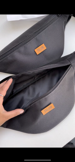 Riñonera XXL NEGRA - tienda online