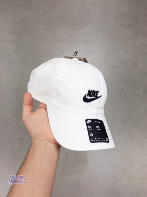 BONÉ NIKE CLUB BRANCO