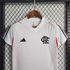 conjunto-infantil-flamengo-treino-branco-branca-vermelho-vermelha-adidas-torcedor-masculino-2023-2024-gola-redonda-2.webp