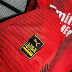 Imagem do Camisa AC Milan Manga Longa Home 23/24 - Torcedor Puma Masculino - Vermelho