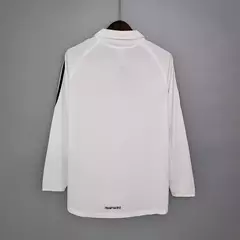 camisa-real-madrid-home-retrô-manga-longa-torcedor-branco-branca-2005-2006-siemens-adidas-ronaldo-cristiano-gola-polo-4.webp