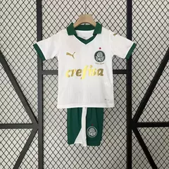 conjunto-infantil-palmeiras-away-2024-torcedor-masculino-crefisa-puma-verde-branco-branca-brasileirão-gola-polo-1.webp