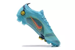 chuteira-nike-campo-azul-air-zoom-vapor-xiv-mercurial-adidas-puma-new-balance-cravo-botinha-phantom-elite-4.webp
