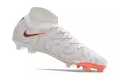 chuteira-nike-campo-branco-branca-laranja-mercurial-adidas-puma-new-balance-cravo-botinha-phantom-elite-5.webp