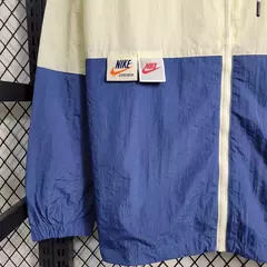 Corta Vento Nike Masculino - Azul e Bege - loja online
