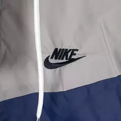 Corta Vento Nike Masculino - Branco na internet