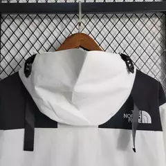 Corta Vento The North Face Masculino - Branco e Preto - comprar online