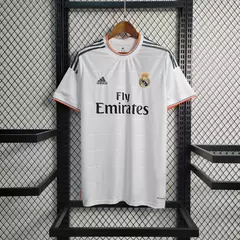 camisa-real-madrid-retrô-home-original-branco-branca-torcedor-cr7-cristiano-ronaldo-adidas-2013-2014-fly-emirates-gola-redonda-1.webp