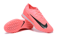 Imagem do Chuteira Nike Phantom GX Academy Dynamic Fit Society