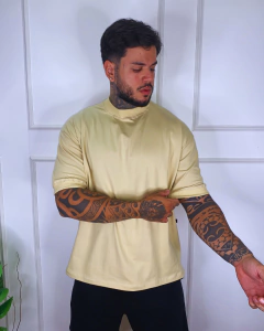 Camiseta OVERSIZED PREMIUM ESSENCIAL VANILLA - GAMÔ STORE