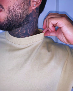 Camiseta OVERSIZED PREMIUM ESSENCIAL VANILLA