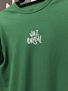 Kit Camiseta VAI BRASIL na internet