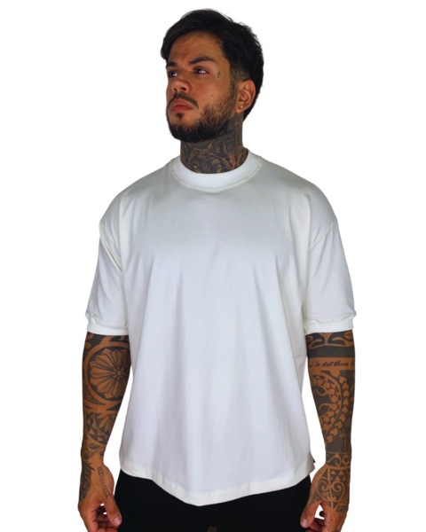 Camiseta OVERSIZED ESSENCIAL AT - comprar online