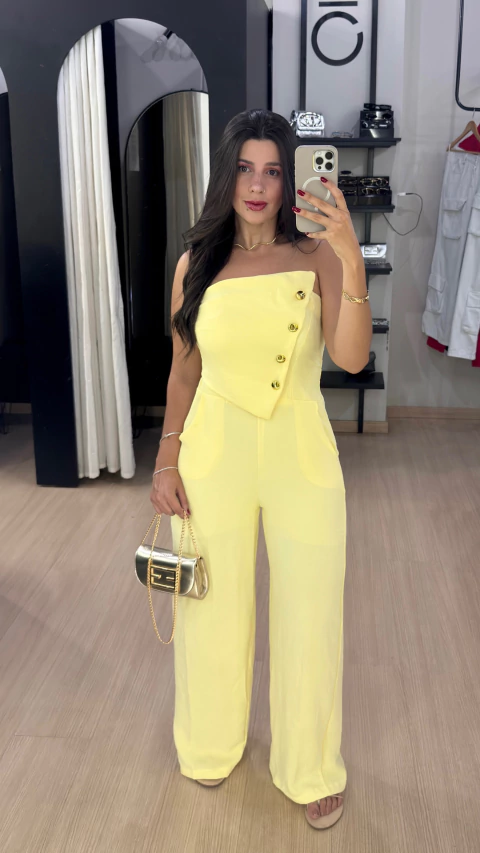 MACACÃO BOTAO ASSIMÉTRICO - comprar online