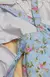 Conjunto Bata ou Body Menina Branca Bufante com Laço Catherine Floral Saia de Pregas Jardineira e Chapéu Australiano Catherine Floral Índigo Trend na internet
