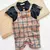 Conjunto Camisa Polo ou Body Preta Burb e Jardineira Xadrez Veneza Burb Índigo Trend