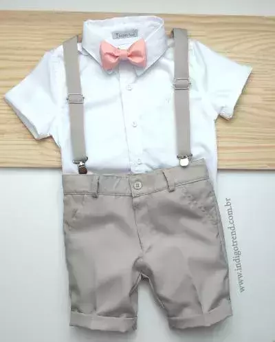 Conjunto Camisa Social ou Body Bege Grécia Lisa Calça Social e Suspensório Bege Oxford e Gravata Borboleta Salmão Índigo Trend