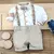 Conjunto Camisa Social ou Body Branca Burb Bermuda Esporte Fino Bege Gravata Borboleta e Suspensório Xadrez Veneza Burb Índigo Trend