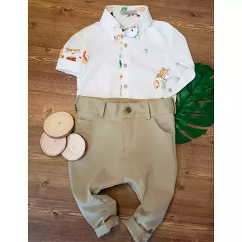 Conjunto Camisa Social ou Body Branca Baby Safári Calça Saruel Verde Caqui e Gravata Borboleta Baby Safári Índigo Trend