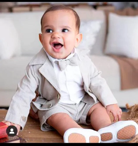 Conjunto Camisa Social ou Body Branca Amsterdã Calça Blazer e Gravata Borboleta Bege Linho Índigo Trend