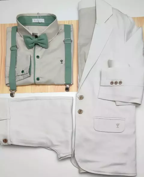 Conjunto Camisa Social ou Body Verde Oliva Grécia Bermuda e Blazer Esporte Fino Branco Gravata Borboleta e Suspensório Verde Oliva Índigo Trend