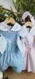 Kit Irmãos Bata ou Body Branco e Azul e Branco e Rosa Bordado Macacão Romper Azul e Vestido e Orelha Rosa Ninho Coelho Páscoa Índigo Trend na internet