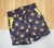 Bermuda Dourado Urso Príncipe Esporte Fino Adulto Infantil Bebê Índigo Trend - comprar online