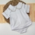Bata ou Body Charles Branca Cambraia Inicial Nome Bordado Adulto Infantil Bebê Índigo Trend - comprar online