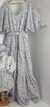 Imagem do Kit Mãe e Filha Bata ou Body Menina Branca Bufante com Laço Catherine Floral Saia de Pregas Jardineira e Laço Catherine Floral e Vestido Adulto Rainha Catherine Floral Índigo Trend