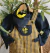 Conjunto Bata ou Body Preto Amsterdã Botão Preto Jardineira Amarela Xadrez Veneza Bordado Abelha e Babador ou Bandana Amarelo e Preto Índigo Trend na internet