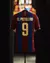 Camisa Legends of Barcelona "El Pistolero 9" 2024/2025 - Versão Torcedor Masculino - Comma - Azul e Grená - comprar online