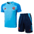 Conjunto de treino verão do Flamengo 2025/2026, composto por camisa azul claro e shorts azul marinho, com detalhes em vermelho.