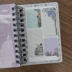 Imagen de Agenda Mooving Travel 2 Dias X Pag C/ Espiral 10x15 2026